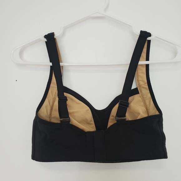 Lululemon Black Ta Ta Tamer - Picture 3 of 5